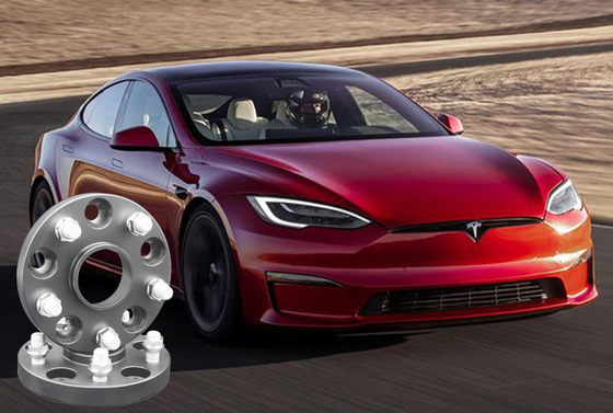Modèle en aluminium forgé noir anodisé de boulon des entretoises 5x120 de roue pour le Tesla Model 3