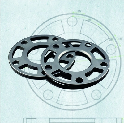 La conception éclairée a forgé les entretoises en aluminium de roue pour le caïman Cayenne Panamera de Porsche 911 Boxster